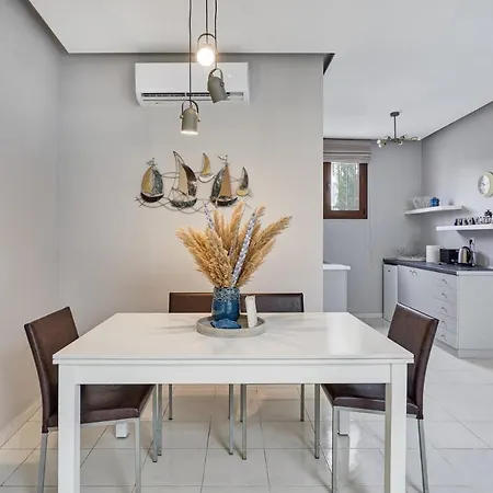 Old Town Luxury Velvet